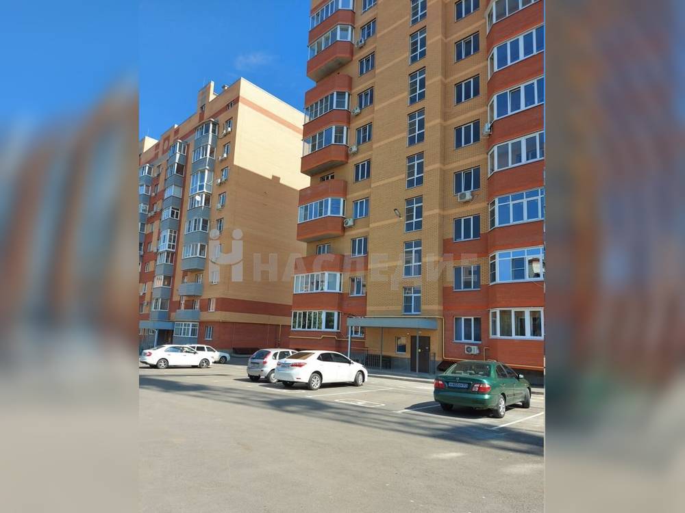 2-комнатная квартира, 70 м2 3/10 этаж, Сармат, пер. Цимлянский - фото 1