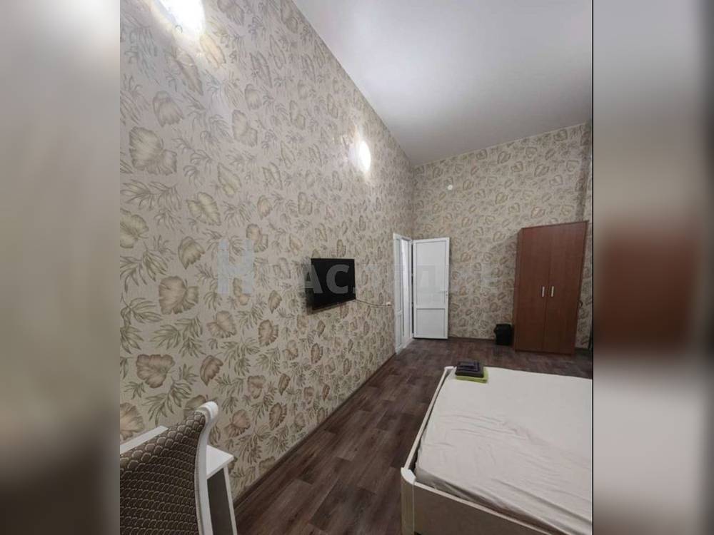 1-комнатная квартира, 38 м2 2/2 этаж, Азовский рынок, пр-кт. Платовский - фото 4