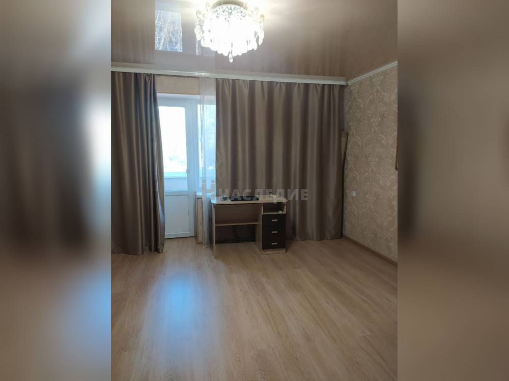 3-комнатная квартира, 61 м2 4/9 этаж, Микрорайон «Молодежный», ул. Визирова - фото 1